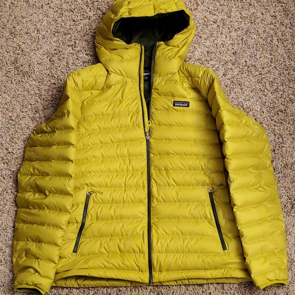 Patagonia mens down sweater hoodie large